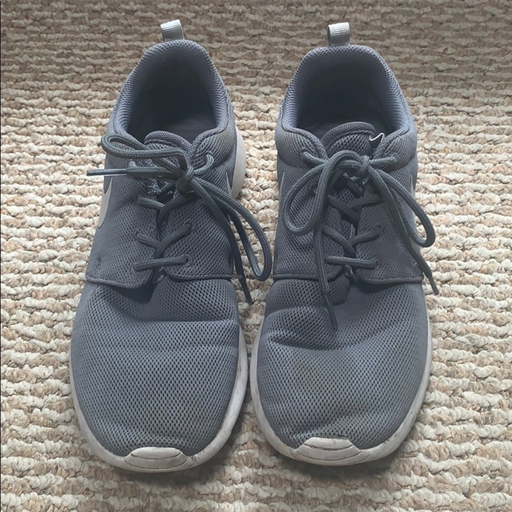Nike Roche